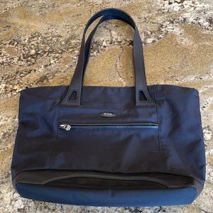 Tumi Tote like New